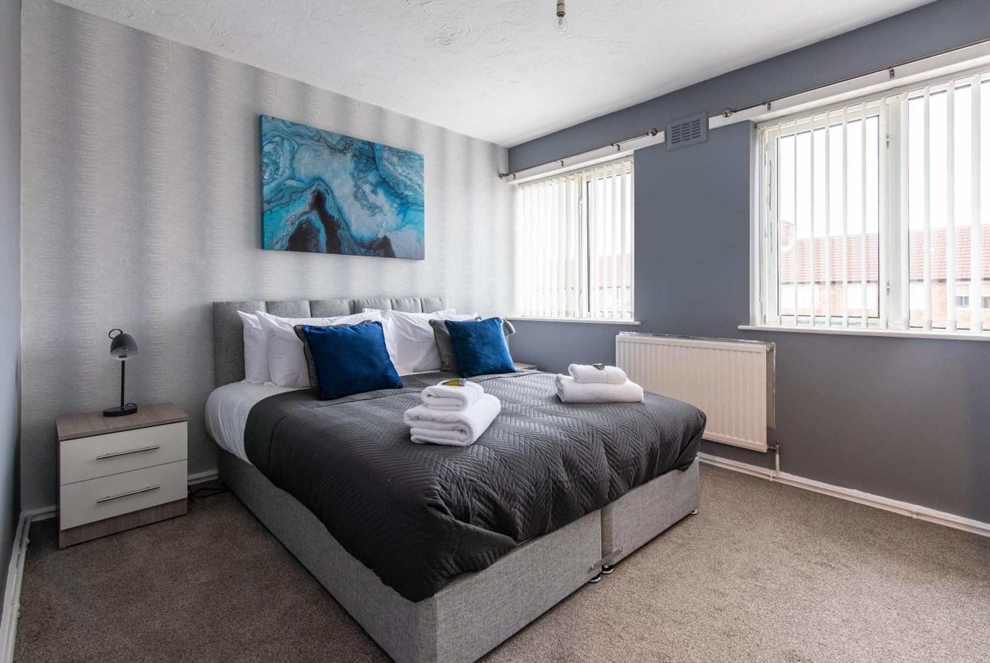 3 Bed Apartment - Perfect For Contractors Near Liverpool Airport 헤일 외부 사진