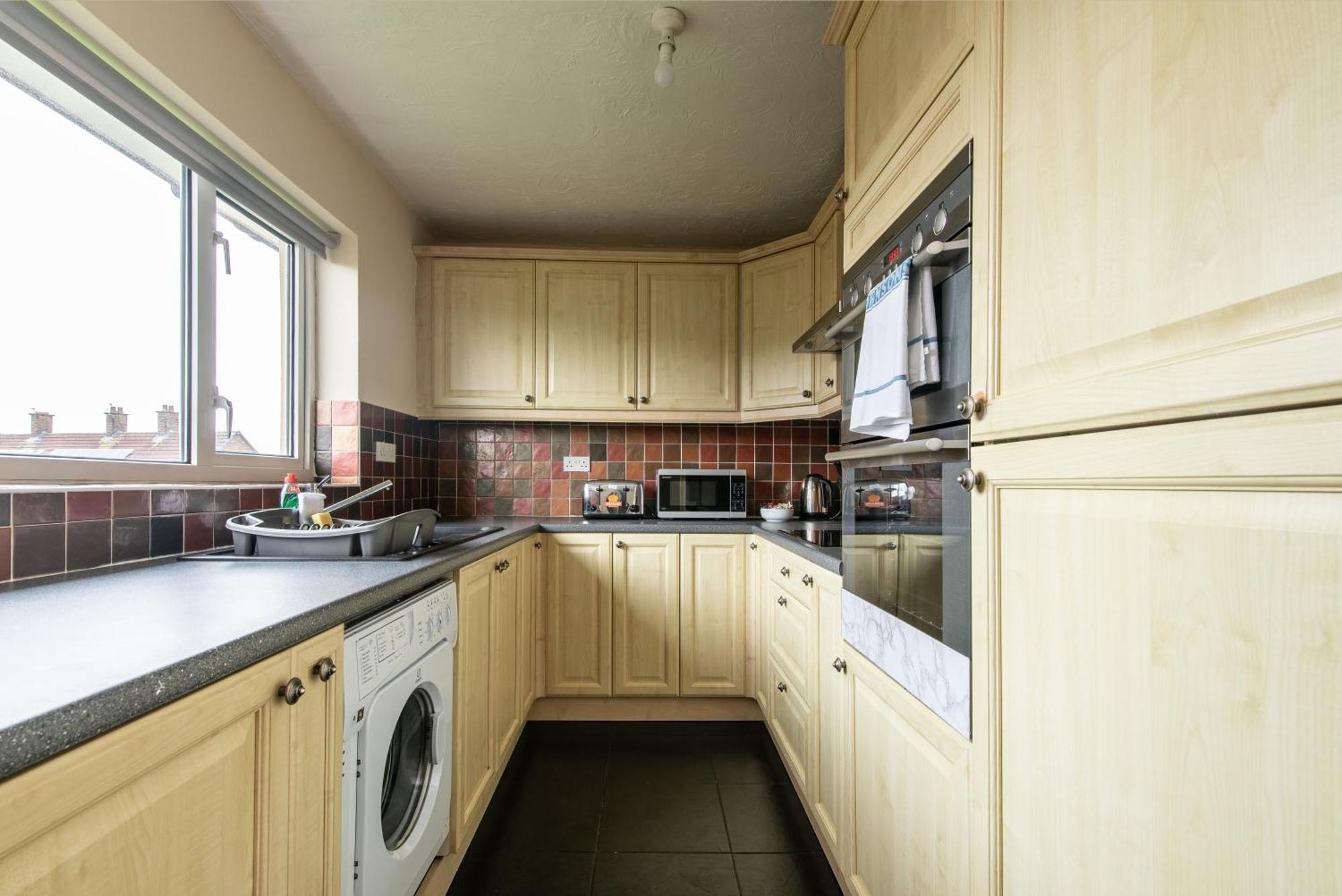 3 Bed Apartment - Perfect For Contractors Near Liverpool Airport 헤일 외부 사진